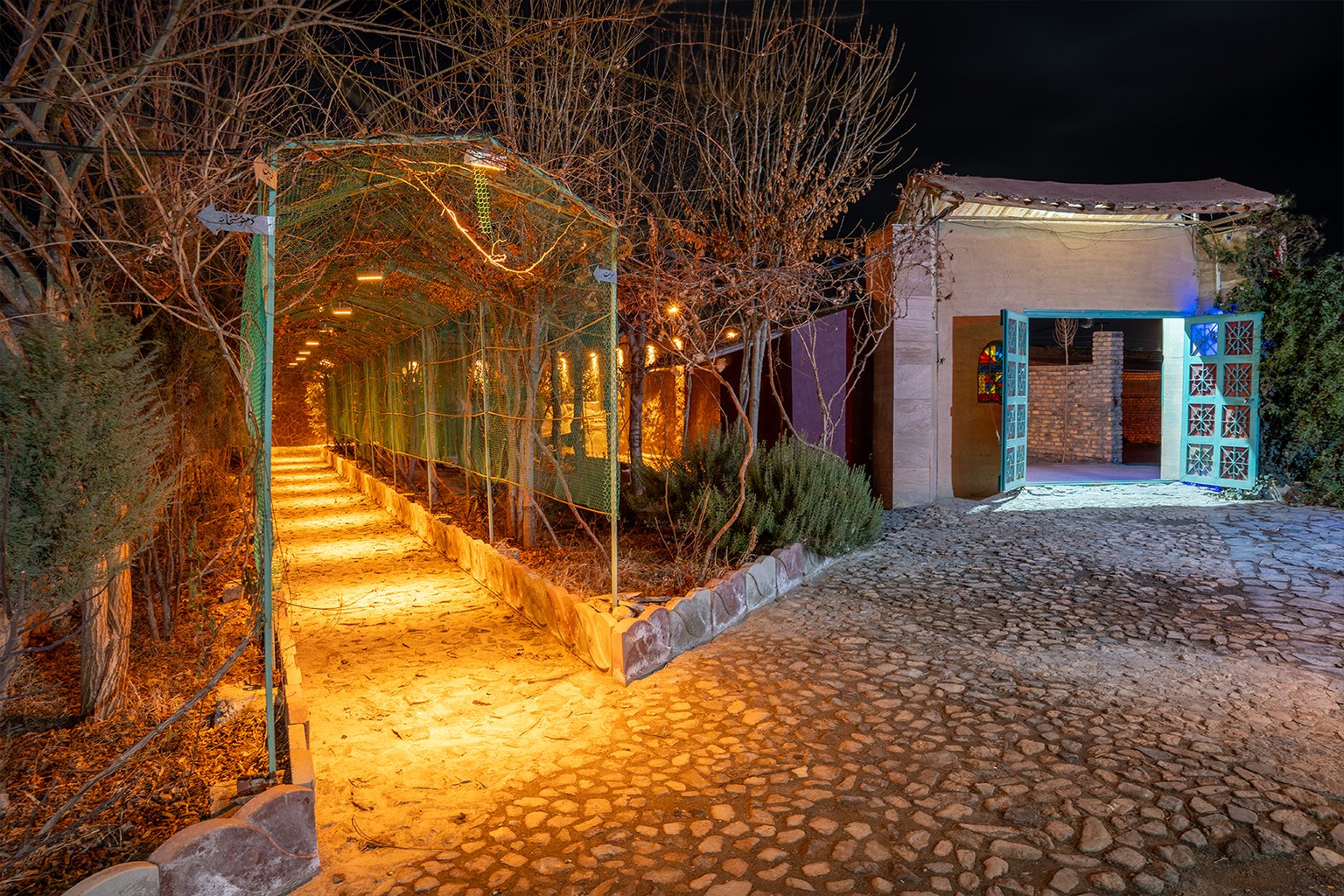 بومگردی به بارت - واحد بلوط