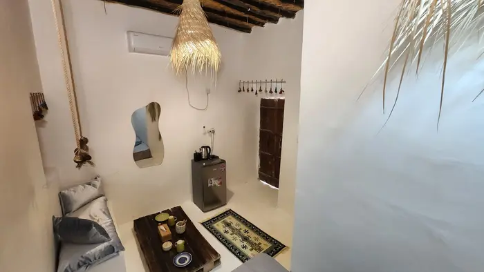 بوم گردی حورا - واحد حصیر