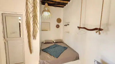 بومگردی حورا - واحد حصیر