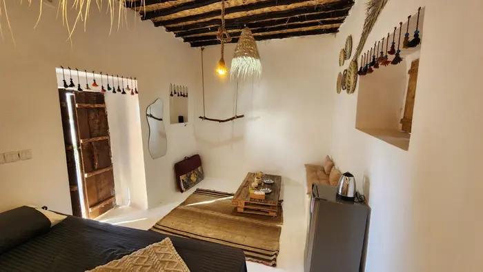 بوم گردی حورا - واحد هلیل