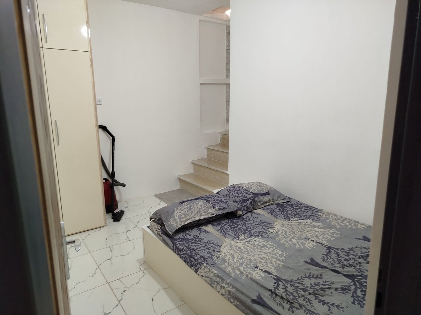 یک خوابه ساحلی گهرباران