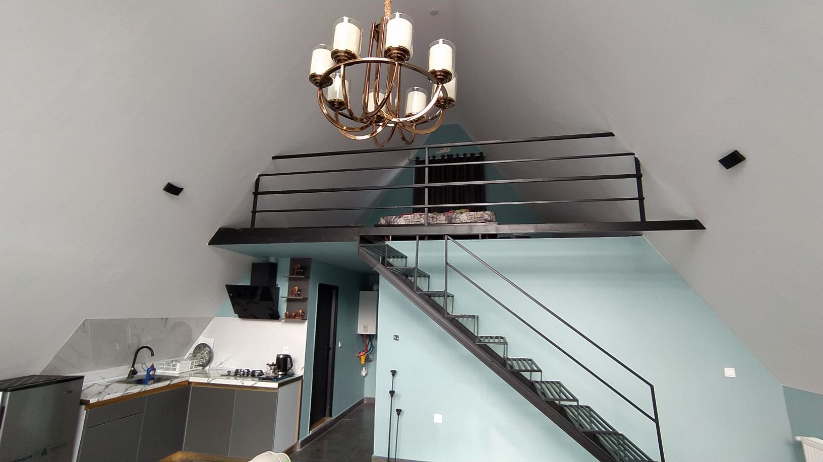 کلبه یک خوابه چاری