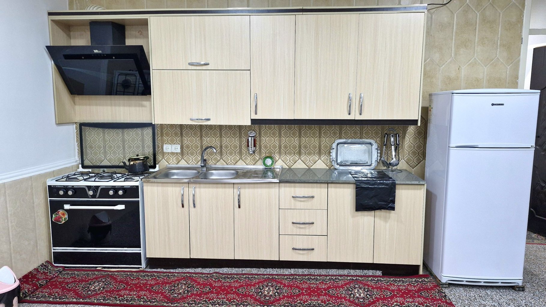 یک خوابه استخردار باغ گلشن 1