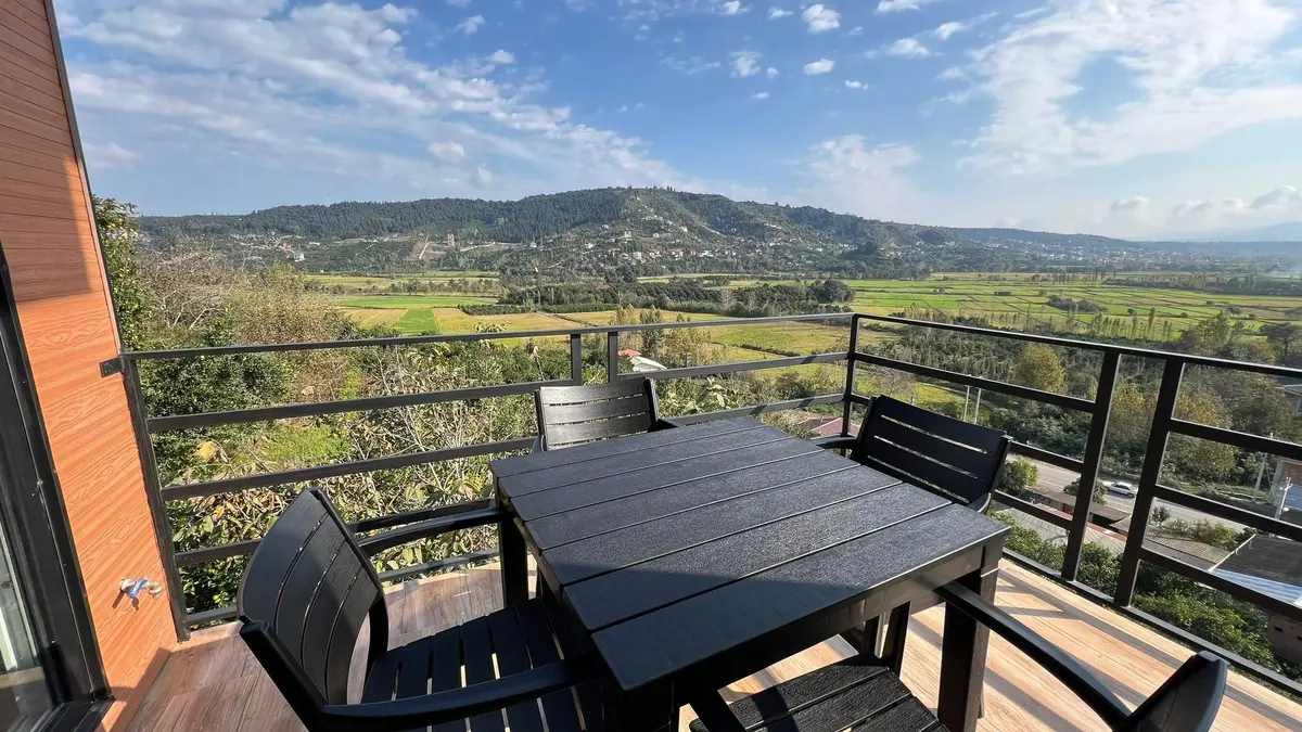 کلبه یک خوابه جنگلی دوبلکس ترنج - تراس