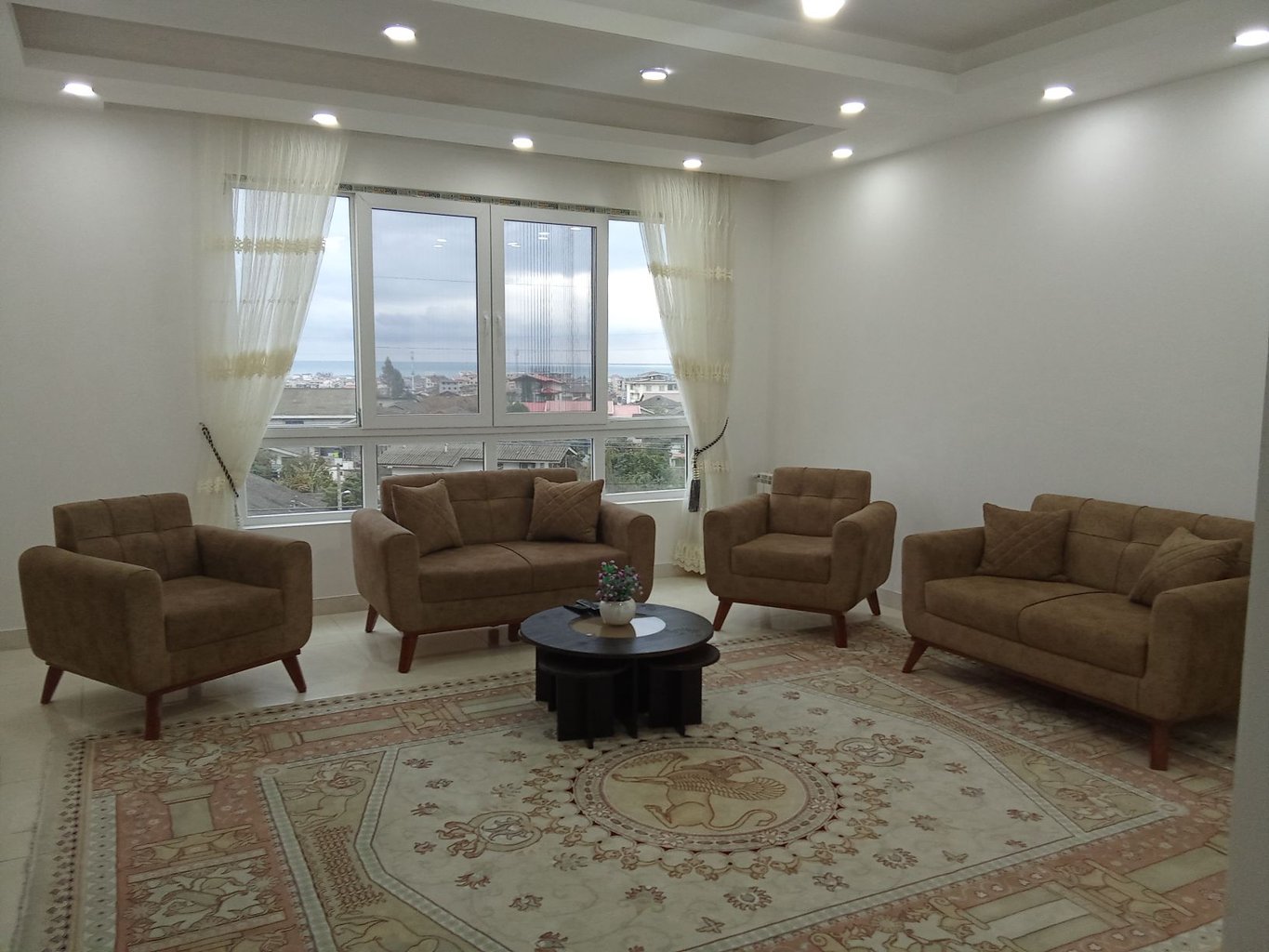 آپارتمان ماهان - واحد 103