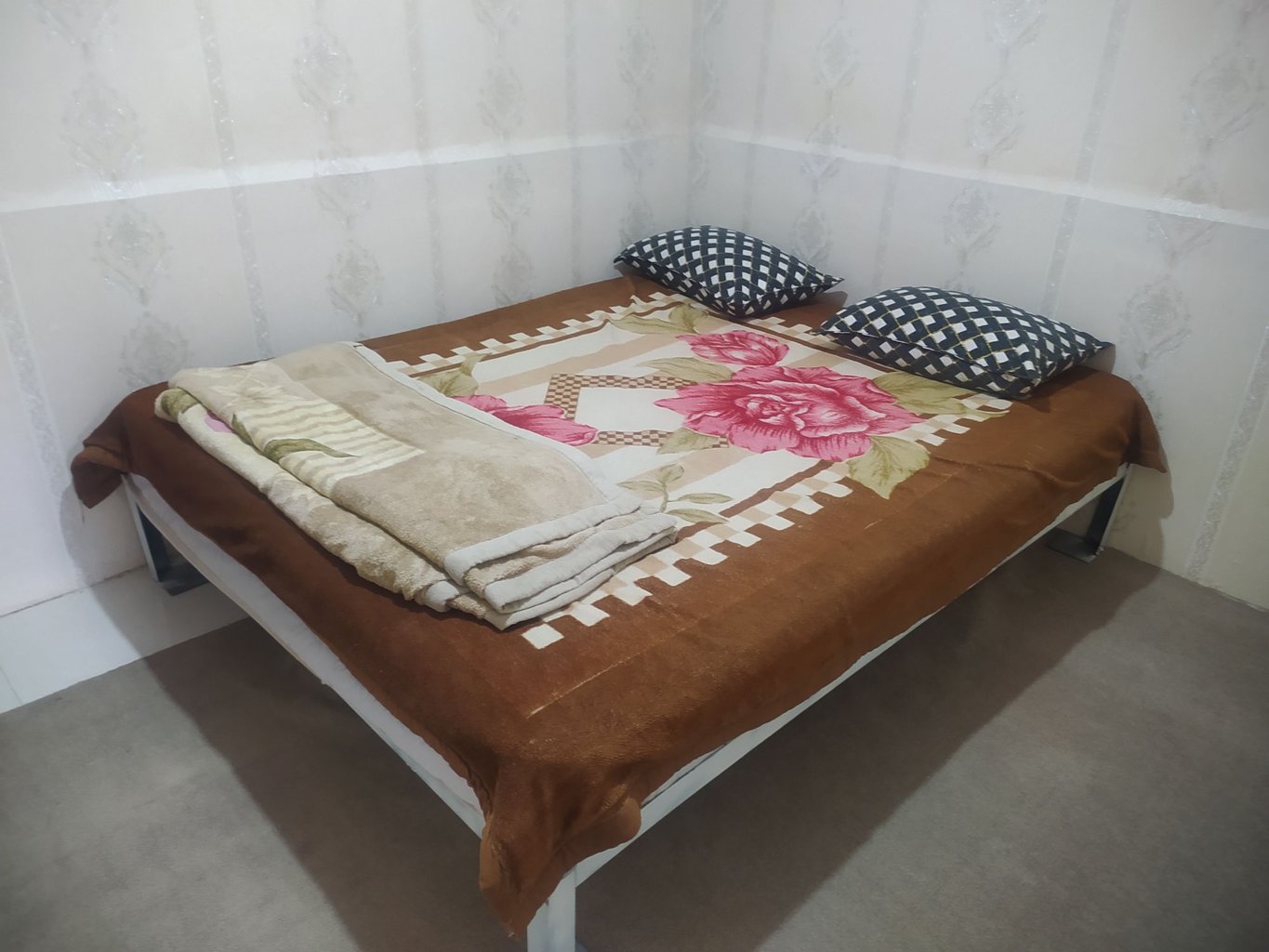 یک خوابه خرم کنار