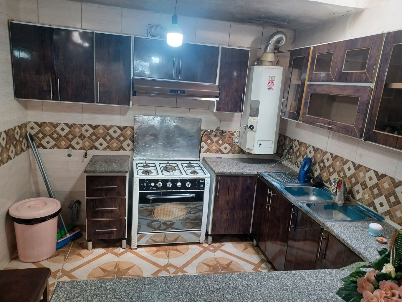 سوئیت دوخوابه روستایی دشت ارژن