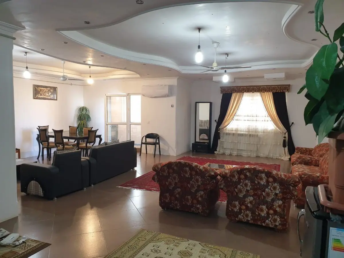 سوئیت دوخوابه مقدم نهارخوران