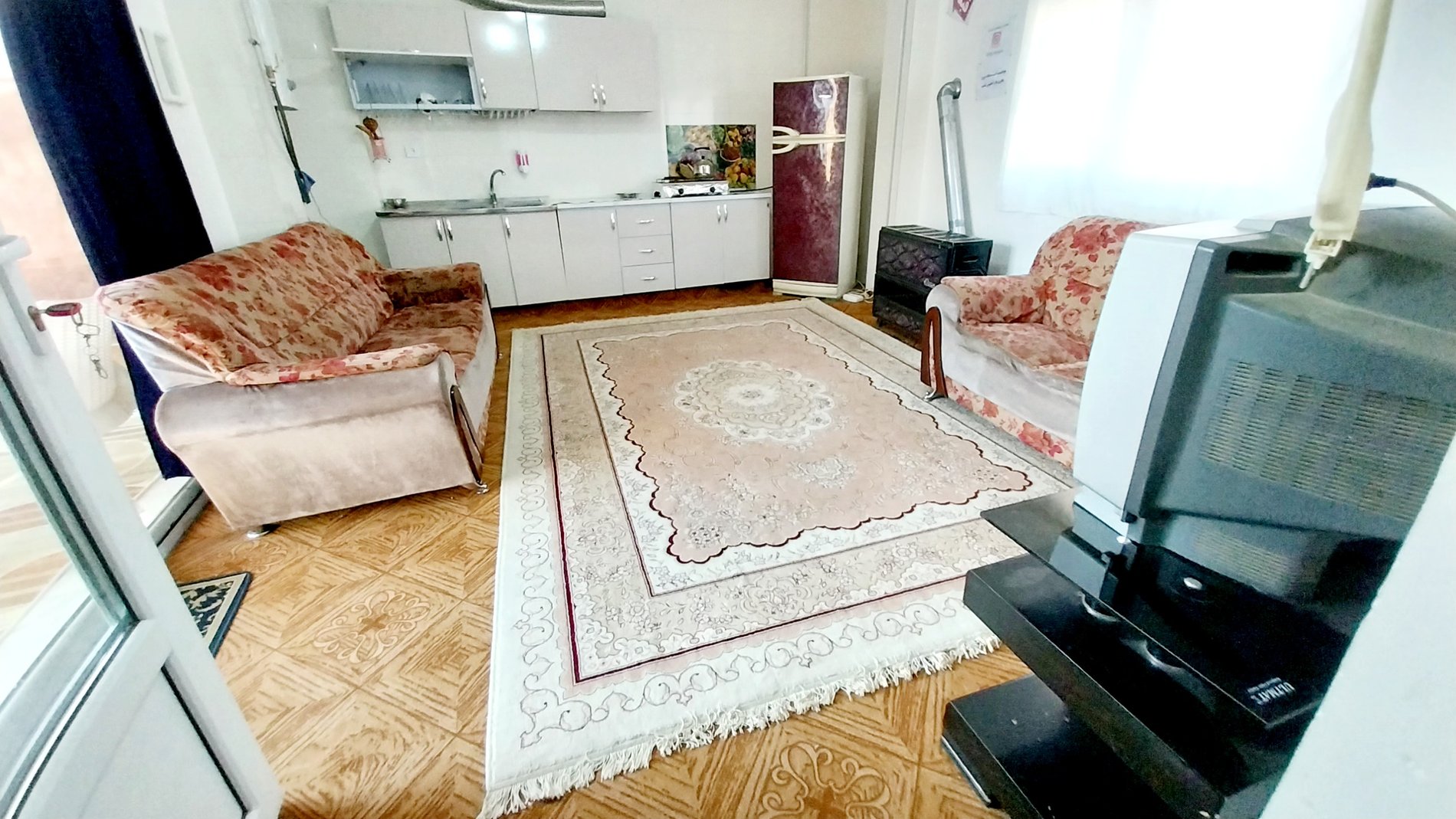 آپارتمان یک خوابه ترنم 4