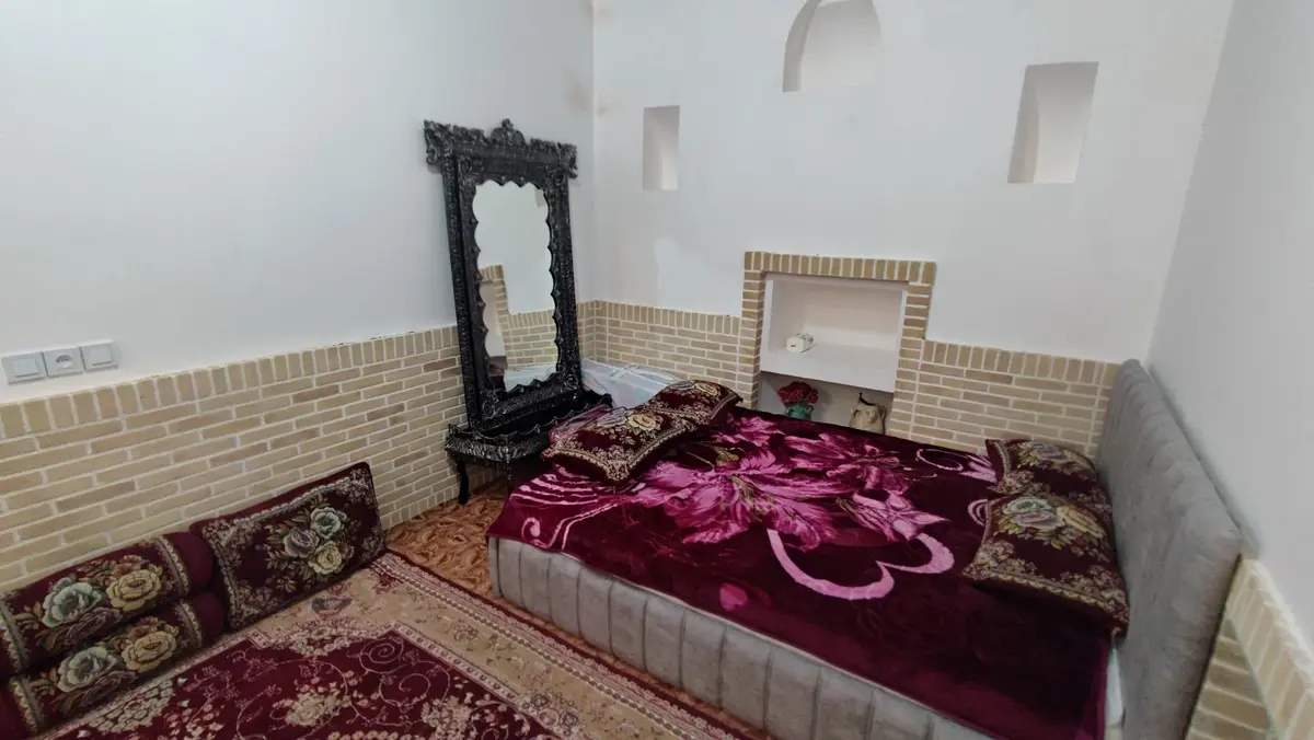 بوم گردی آذربانو - واحد سرداب کهن