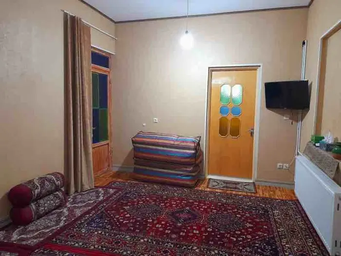 بوم گردی بام چغاخور - واحد ۱ - انتخاب عنوان تصویر