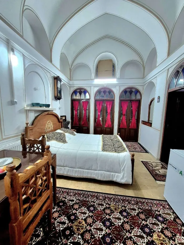 اقامتگاه سنتی عمارت زرتاج - واحد مینا