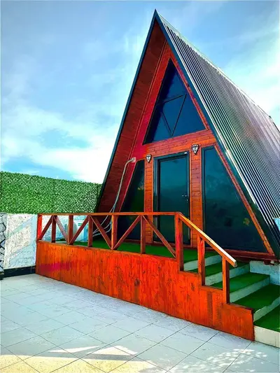 کلبه یک خوابه جکوزی دار سوئیسی گهر