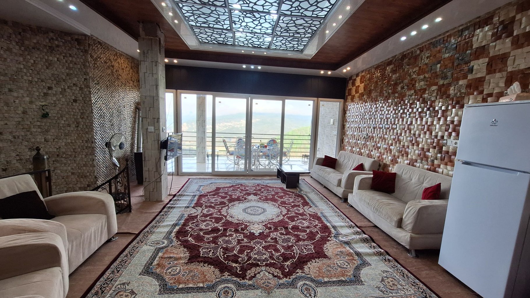 ویلا دوخوابه جنگلی جکوزی دار ماه سرا