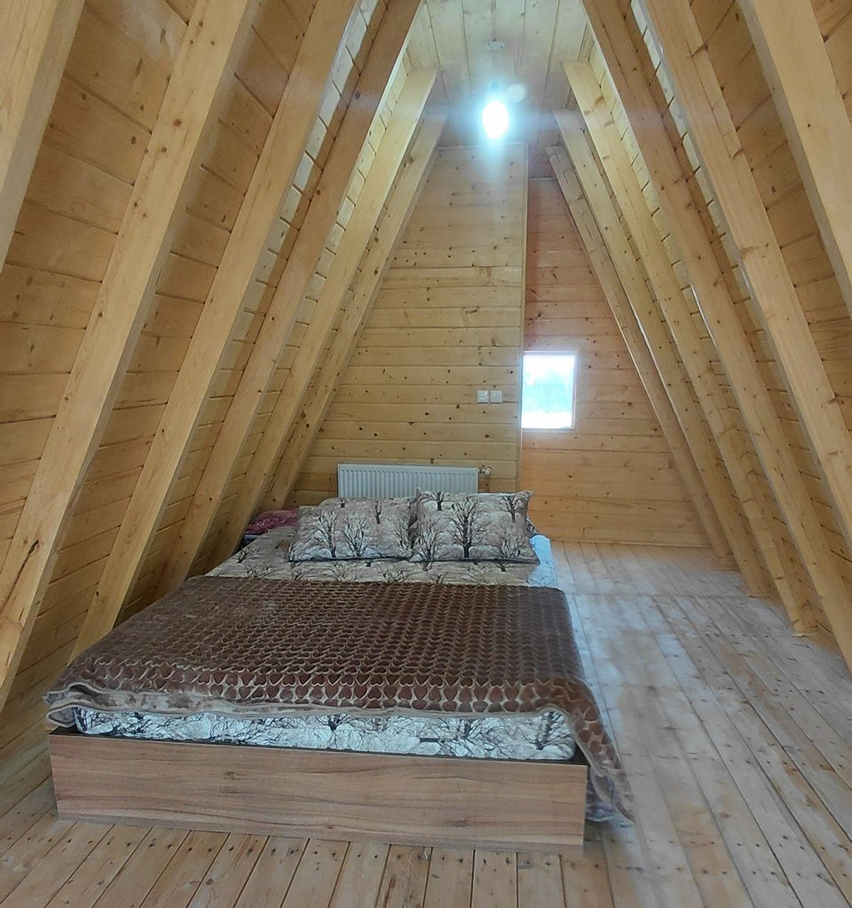 کلبه یک خوابه چوبی عاشوری