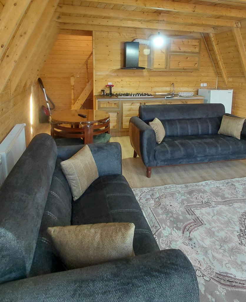 کلبه یک خوابه چوبی عاشوری