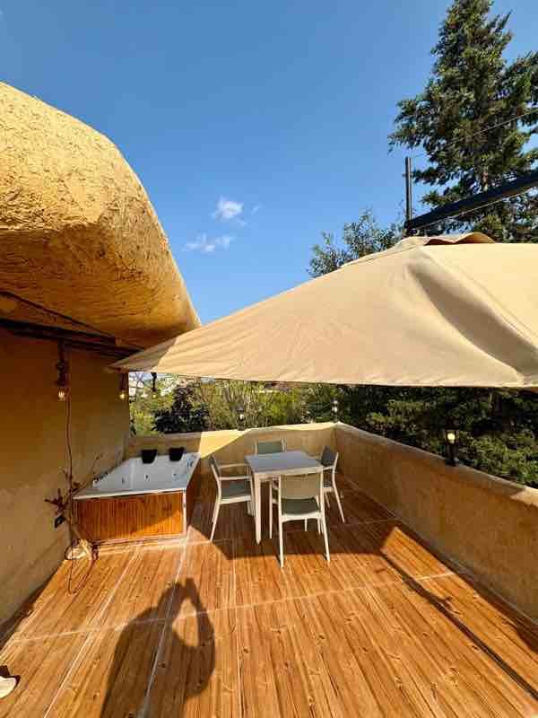 یک خوابه جکوزی دار حنا