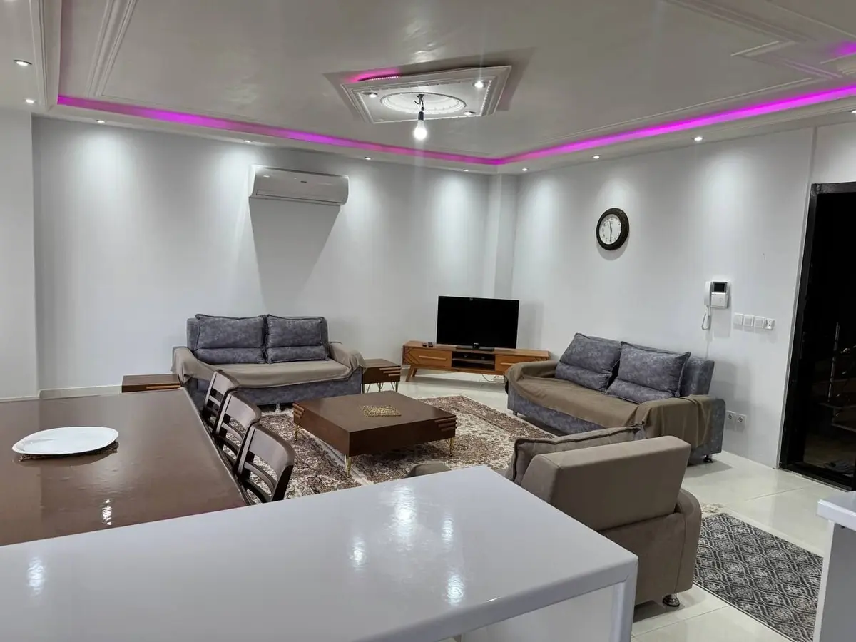 آپارتمان دوخوابه ساحلی پاسداران