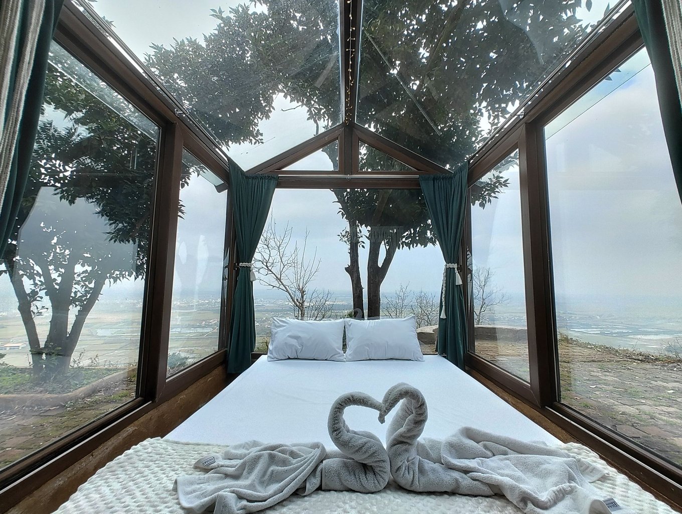 یک خوابه اکولاژ شیشه ای دیزه