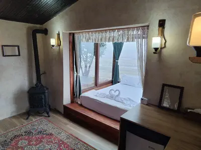 کلبه اکولاژ سقف شیشه ای طلوع دیزه