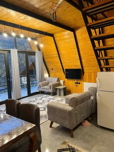 کلبه دوخوابه سوئیسی ظفر