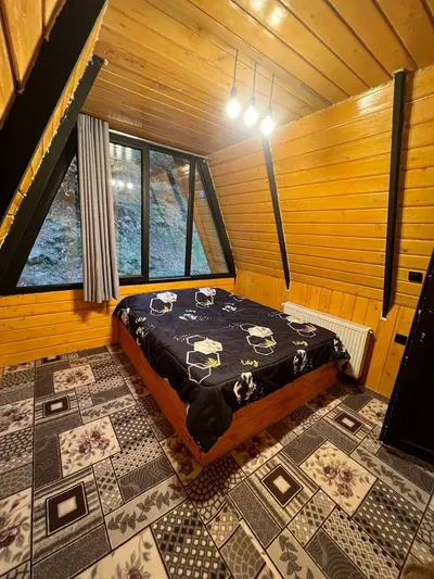 کلبه دوخوابه سوئیسی ظفر