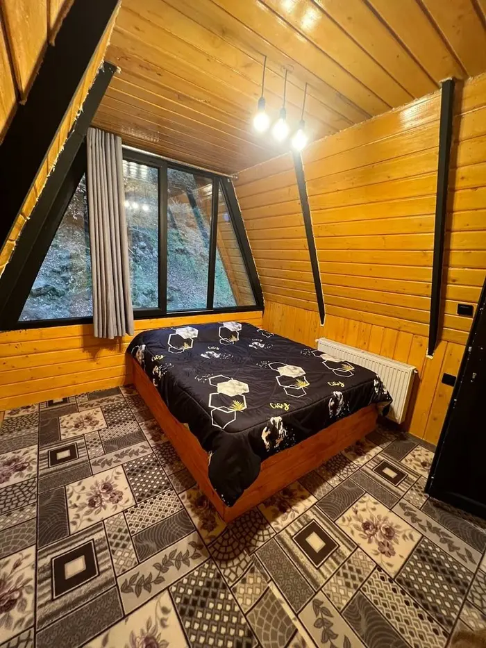 کلبه دوخوابه سوئیسی ظفر