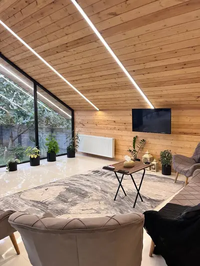 کلبه یک خوابه شیشه ای افرا