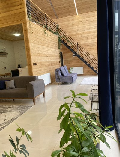 کلبه یک خوابه شیشه ای افرا