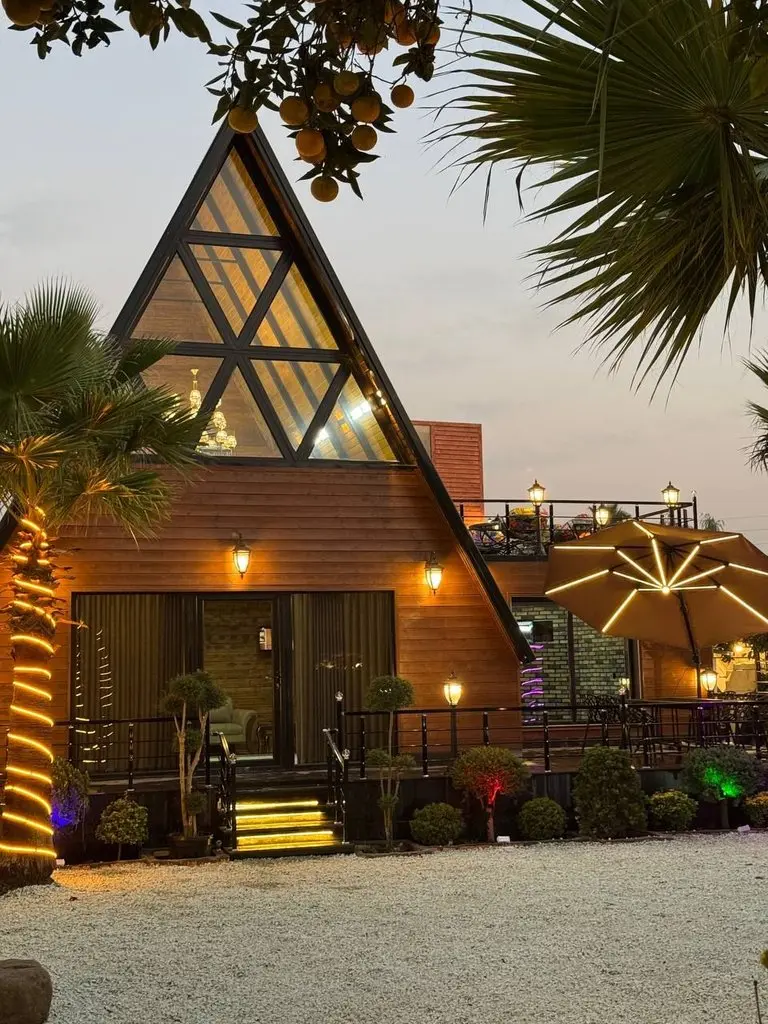 کلبه دوخوابه دوبلکس آرامش VIP - نمای ساختمان 