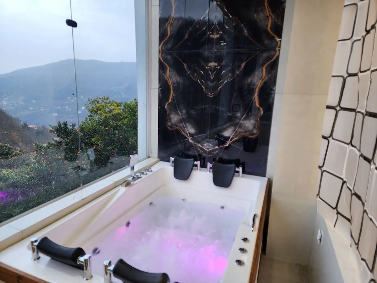 ویلا دوخوابه جکوزی دار مهرآریا