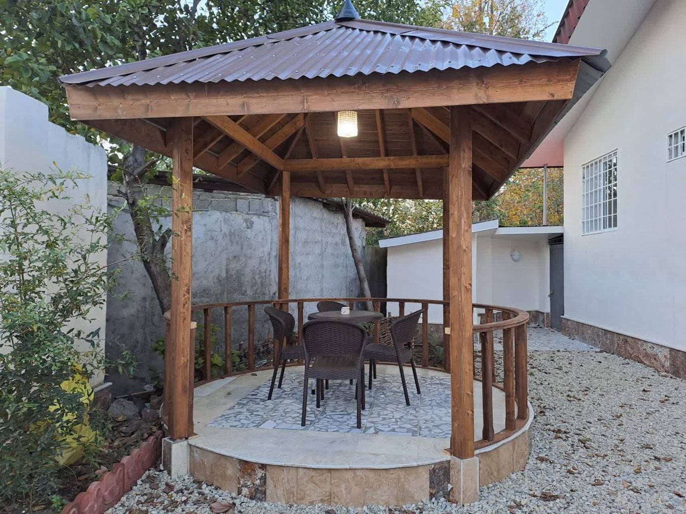 ویلا سه خوابه استخردار چهارصد دستگاه ترنج