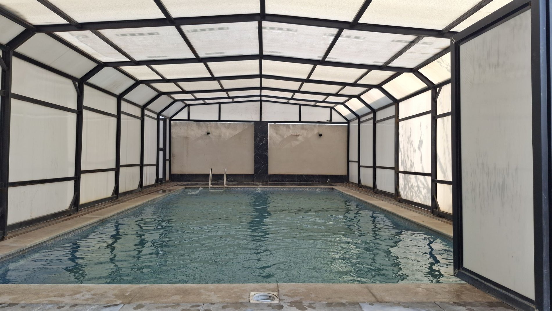 ویلا چهارخوابه دوبلکس استخردار آبگرم فستا