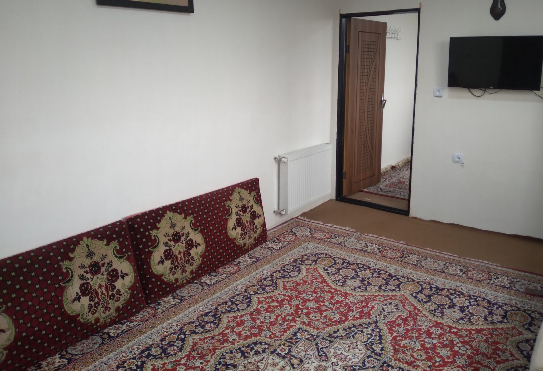 سوئیت یک خوابه رادین 1
