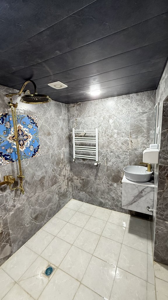 اقامتگاه سنتی صالحی 2 - واحد دو تخته پایین