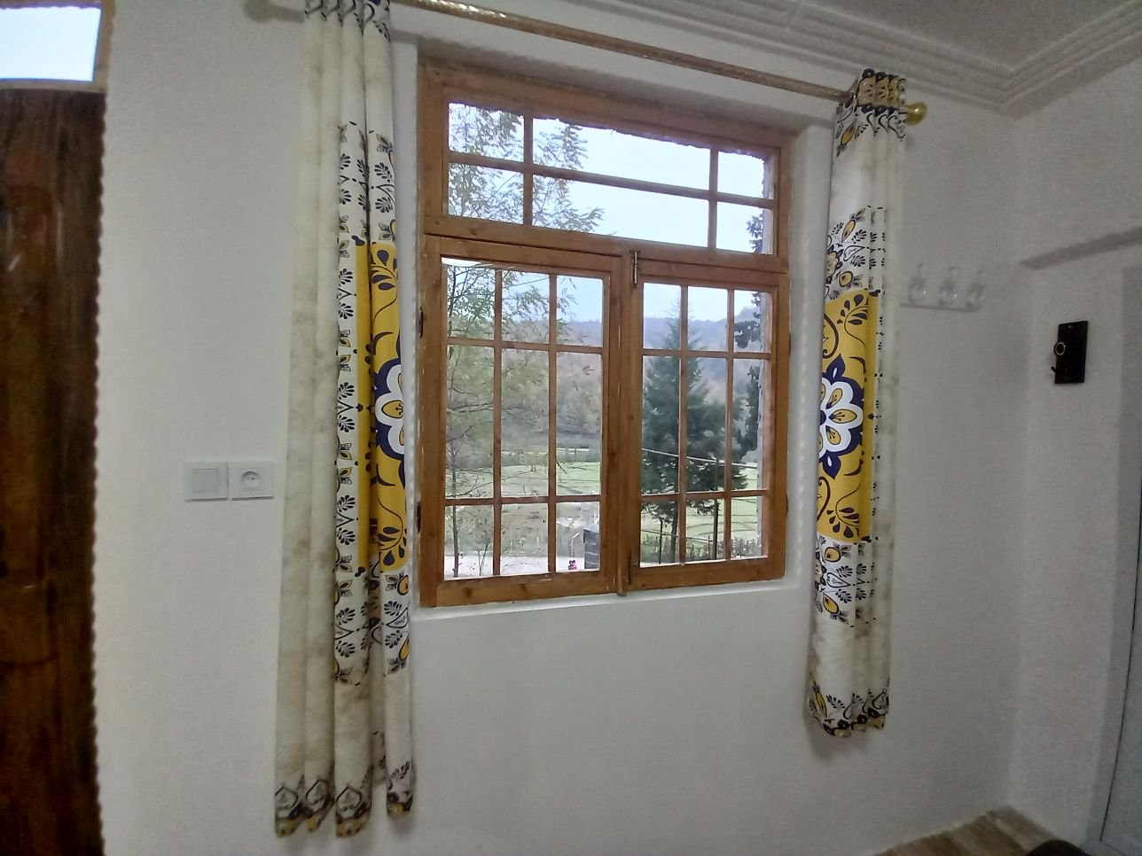 اقامتگاه سنتی فلت براگور