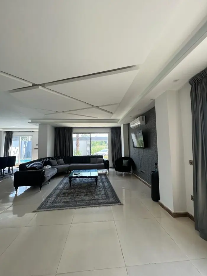 ویلا تریپلکس استخردار آبگرم چهارخوابه الهیه خسروی