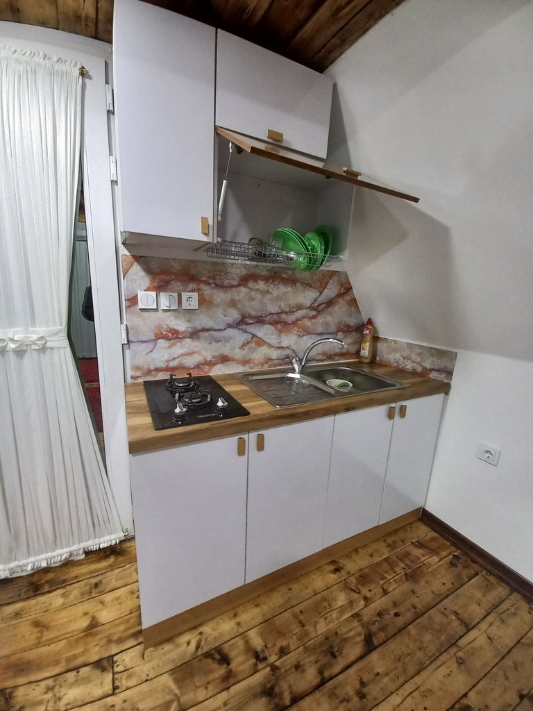 یک خوابه سوئیسی دافسار