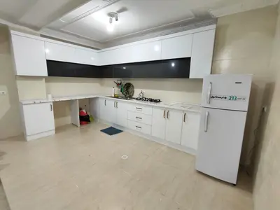 آپارتمان دوخوابه رویال سرو 2