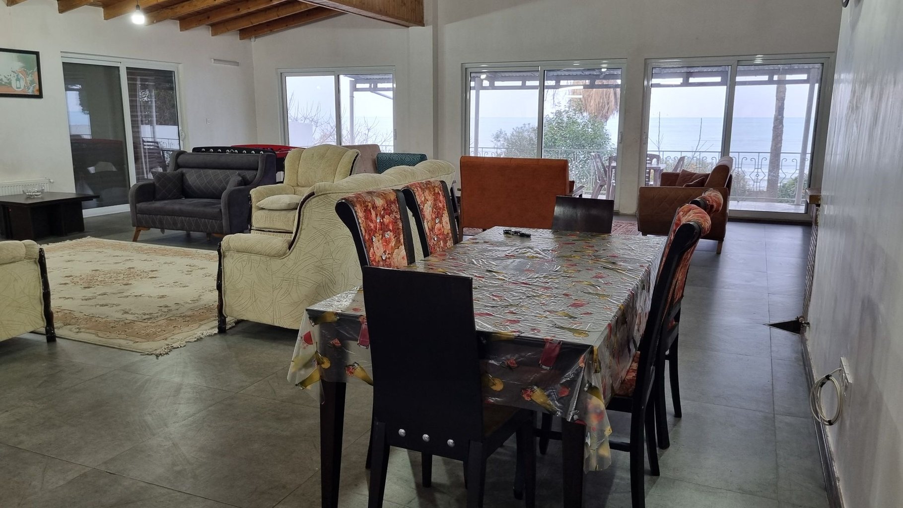 ویلا سه خوابه ساحلی مروارید خزر