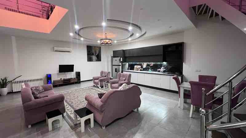 ویلا سه خوابه دوبلکس استخردار آبگرم گلهای 8