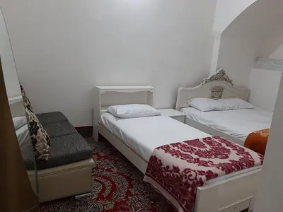 مسافرخانه بهار - واحد 102