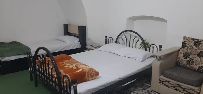 مسافرخانه بهار - واحد 105