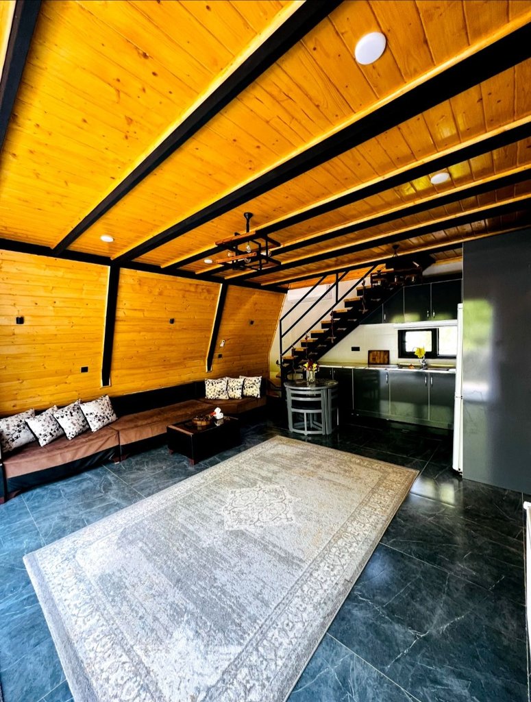 کلبه سوئیسی جنگلی هاریکا