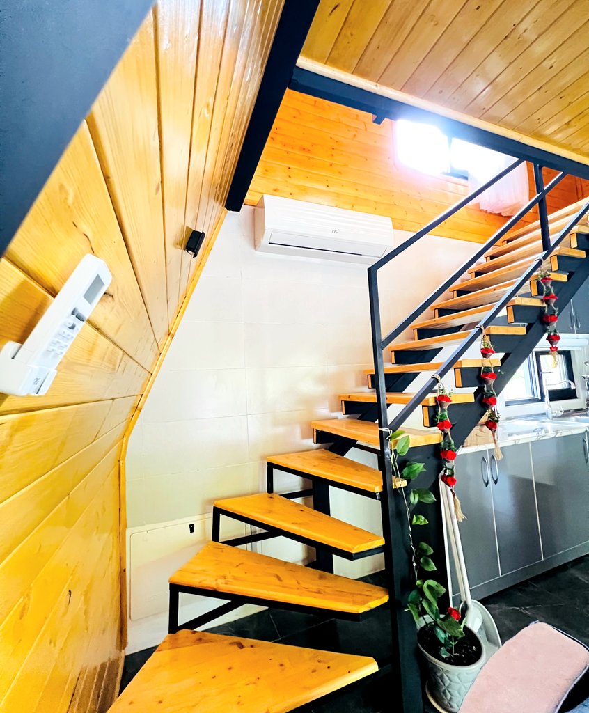 کلبه دوخوابه جنگلی سوئیسی جکوزی دار هاریکا