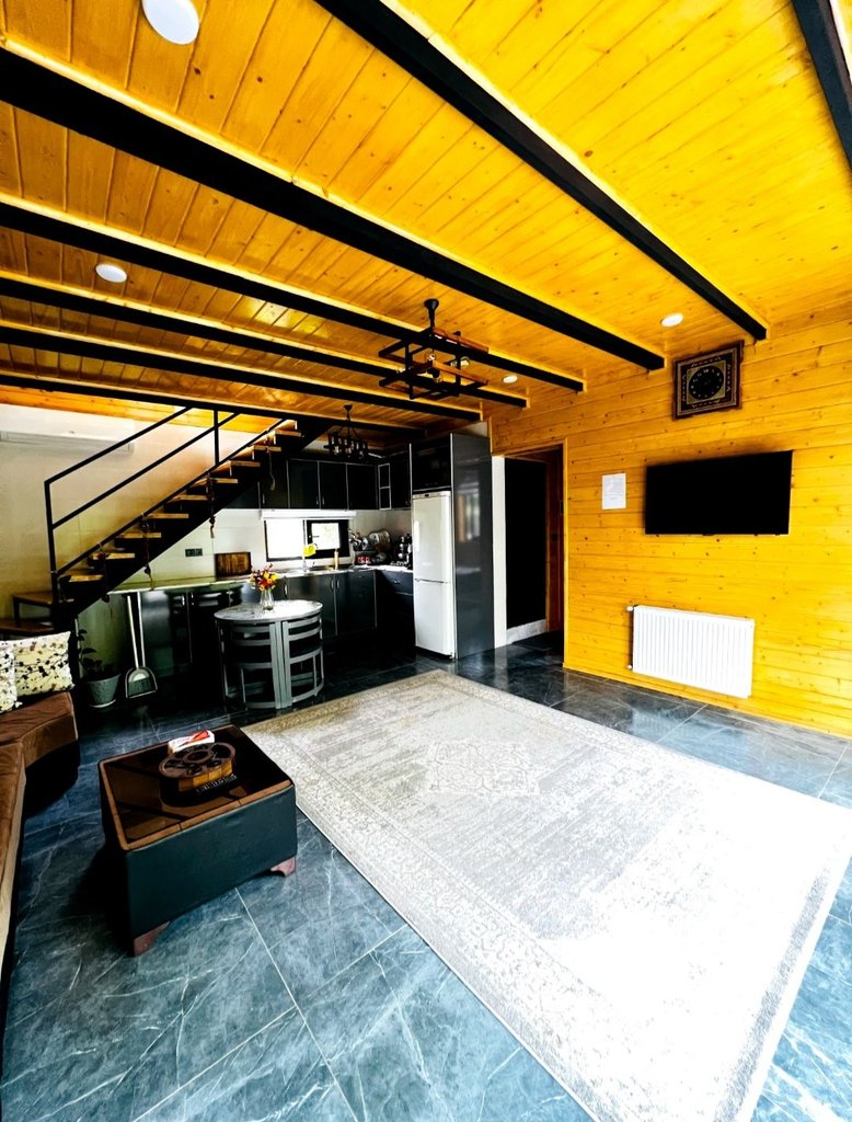 کلبه سوئیسی جنگلی هاریکا