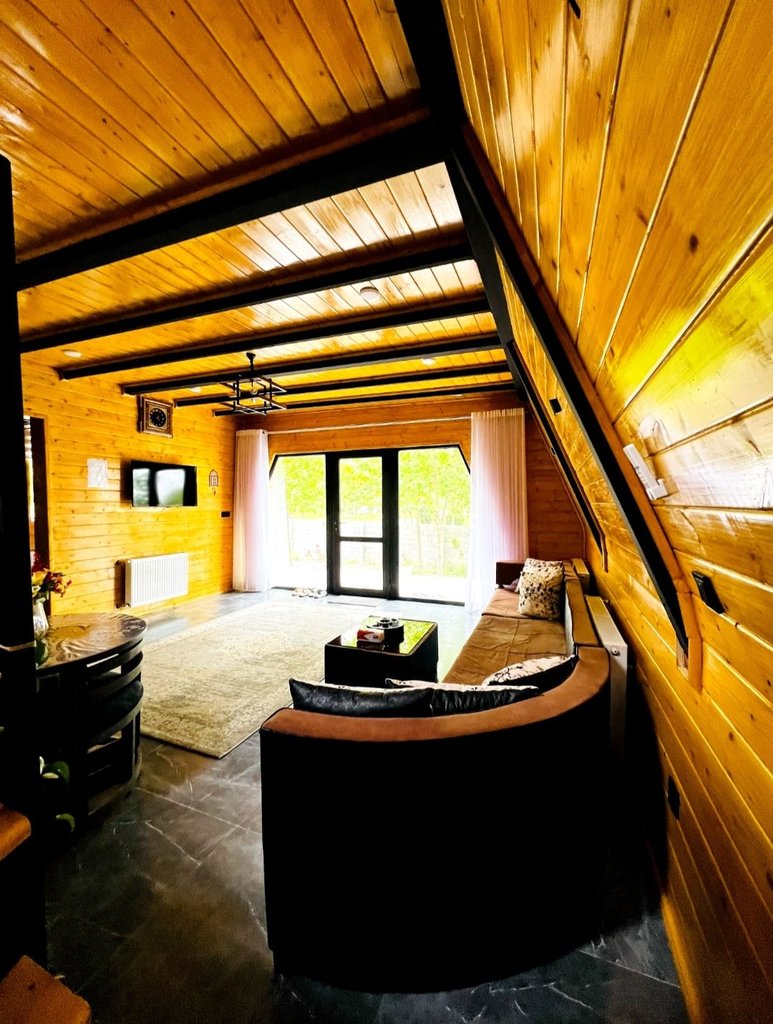 کلبه سوئیسی جنگلی هاریکا