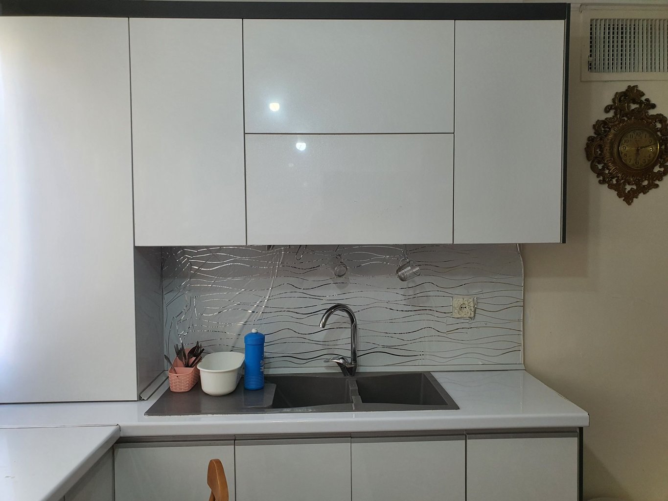 آپارتمان یک خوابه دل رز انقلاب