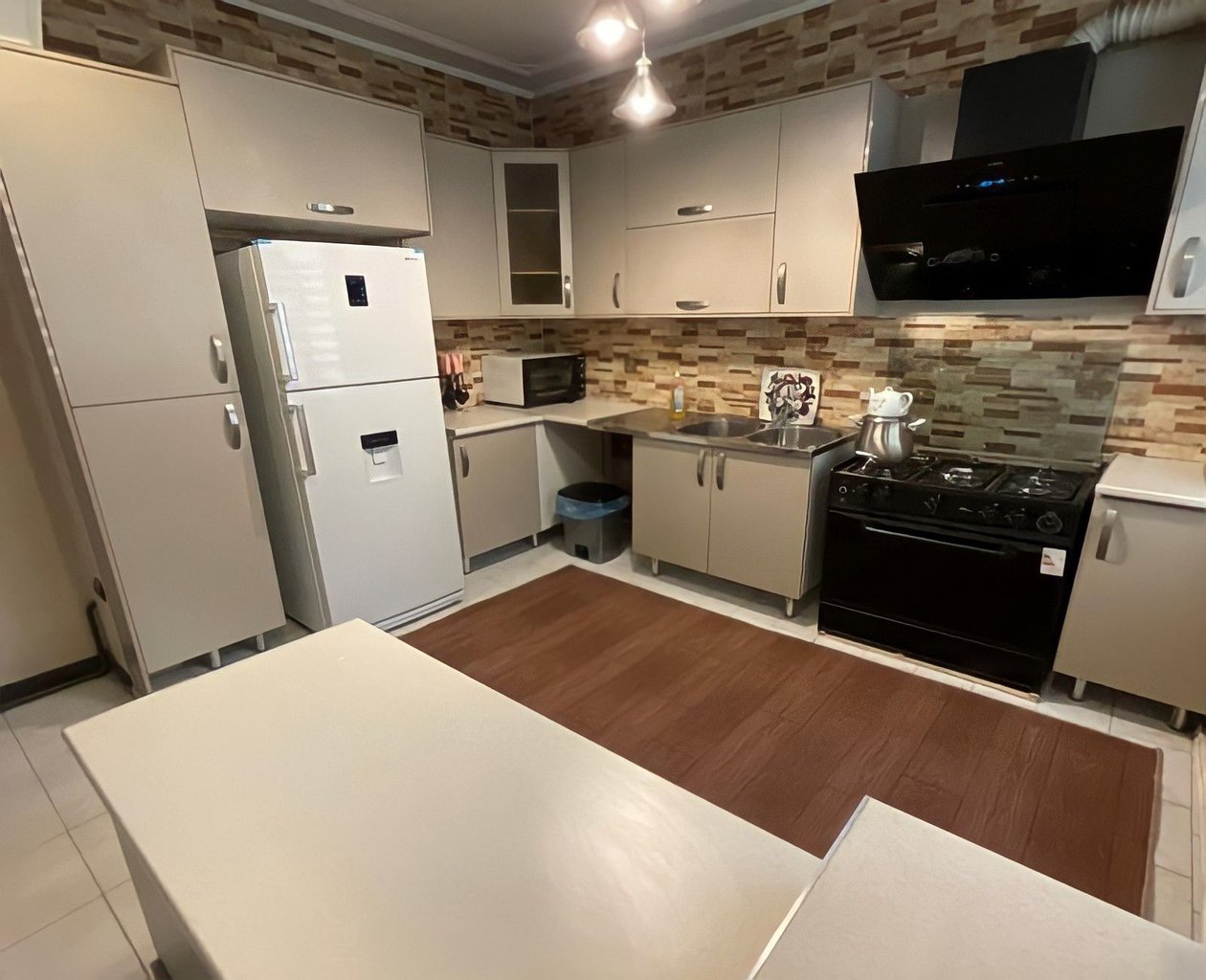 آپارتمان دوخوابه اباذر صادقیه ۵