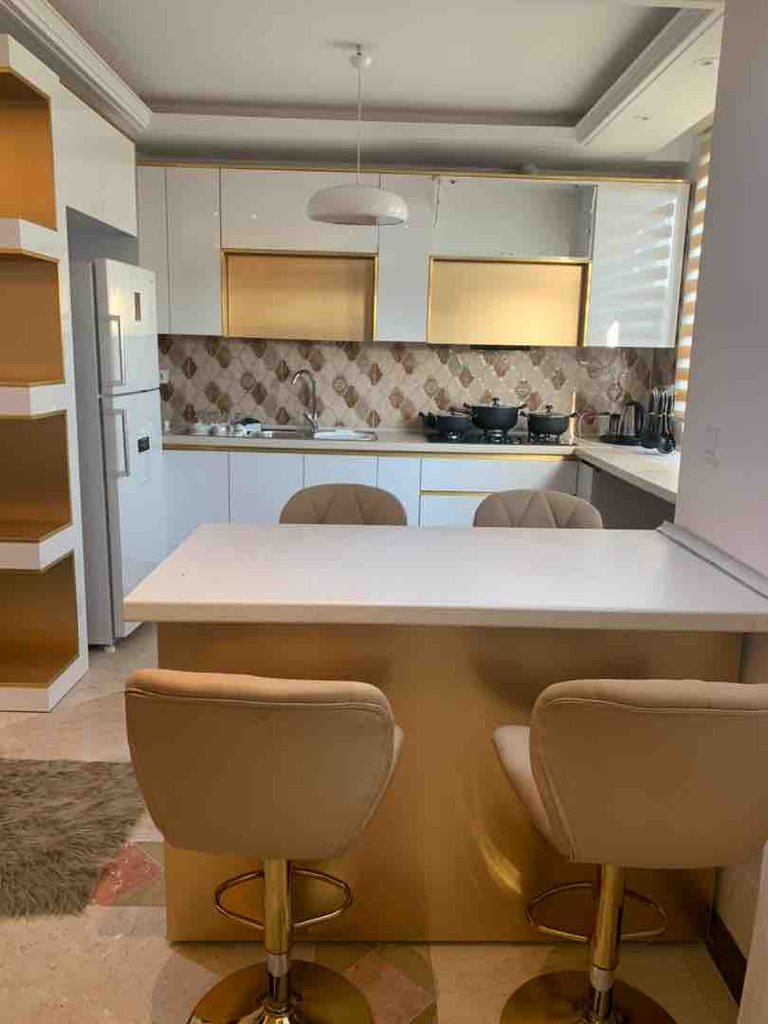 آپارتمان دوخوابه ارتش اقدسیه ۳